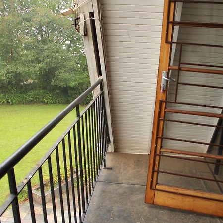 Serenity Graskop, 3 Bedroom A-Frame Cottage מראה חיצוני תמונה